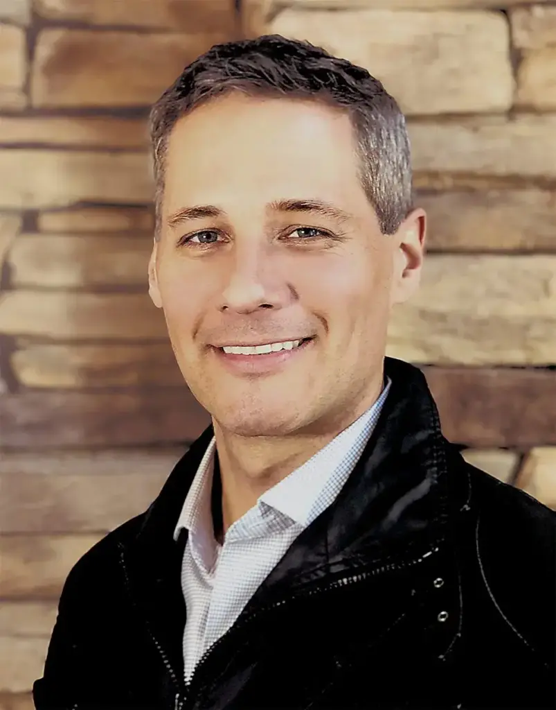 Portrait of Dr. Joshua L. Penner, DC, the chiropractor at SoundCare Woodinville